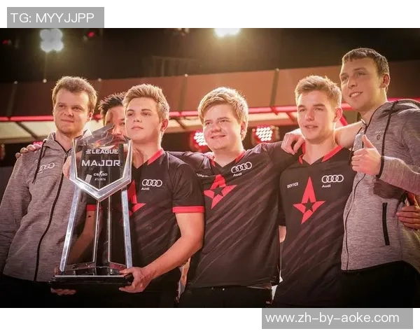 聚焦CSGOFPX战队选手个人能力分析与表现探讨