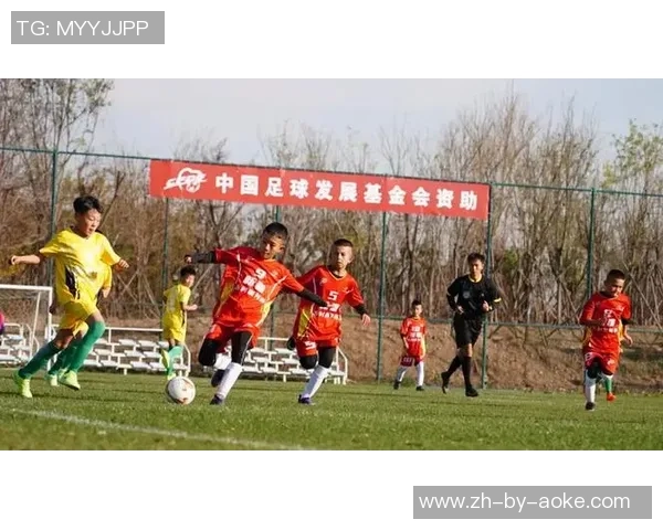 赛酷足球引领潮流打造全新足球体验助力青少年成长与发展